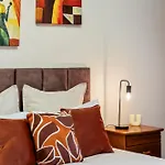 Our Nest By Alma Apartman