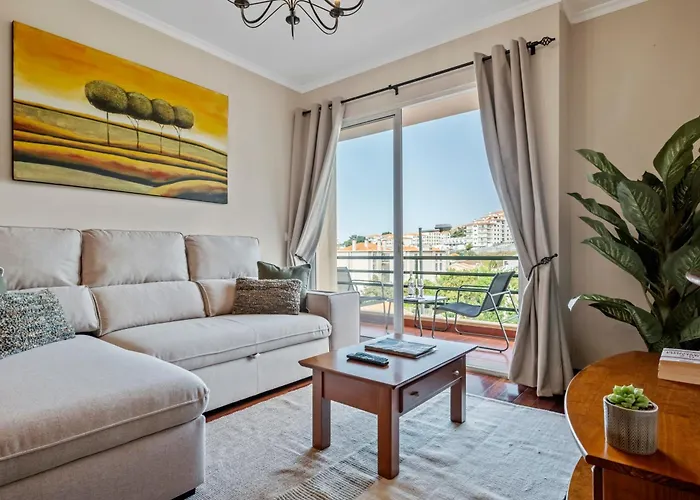 Our Nest By Alma * Canico (Madeira)